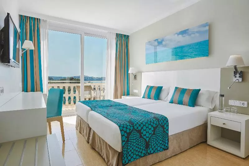 サイドオーシャンビュースタンダードルーム, Universal Hotel Lido Park & Spa
