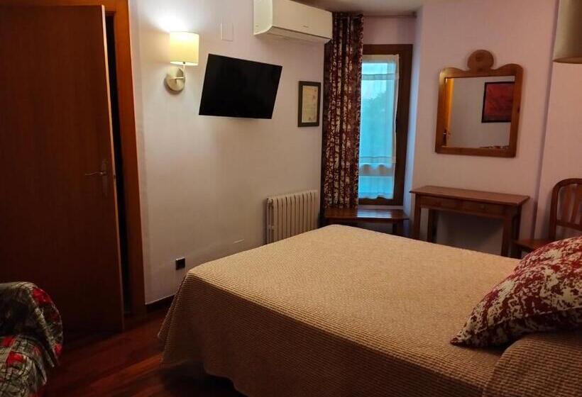 חדר סטנדרט פנימי, Aragüells