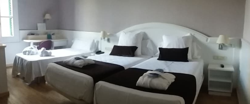 标准三人间, 1881 Hotel Balneario Vichy Catalan