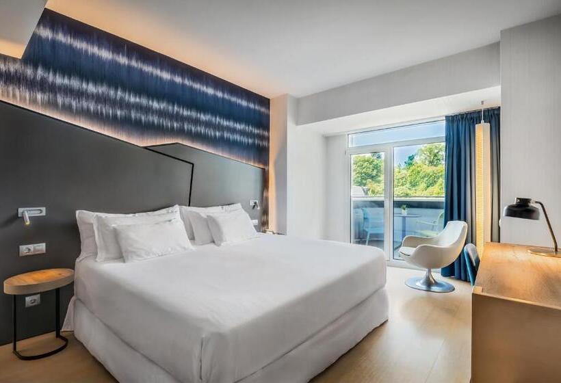 اتاق استاندارد چهار تخته, Barcelo Costa Vasca