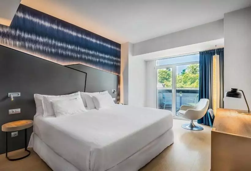 اتاق استاندارد چهار تخته, Barcelo Costa Vasca