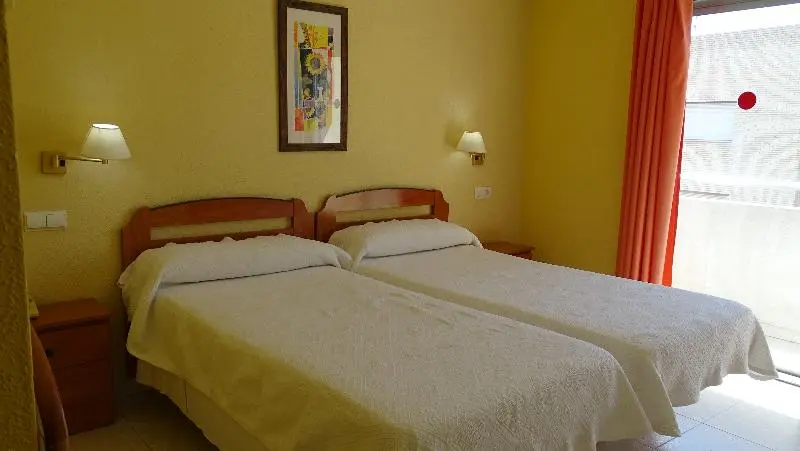 Cameră Standard, Olas de Almuñécar