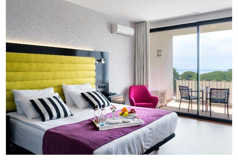 اتاق لوکس با چشمانداز دریا, Eetu  Adults Only