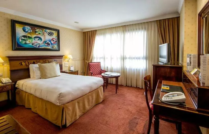 اتاق استاندارد, Eurostars Araguaney