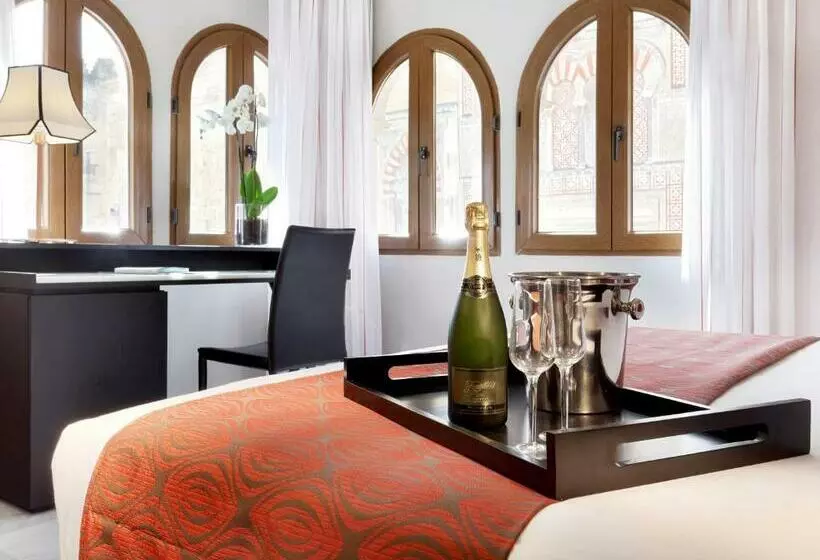 اتاق استاندارد, Eurostars Conquistador