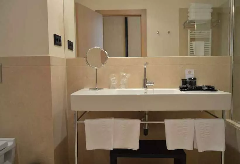 اتاق خانوادگی, Gran Hotel Sardinero
