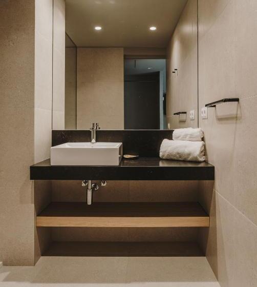 חדר סטנדרט נוף להרים, Llane Petit