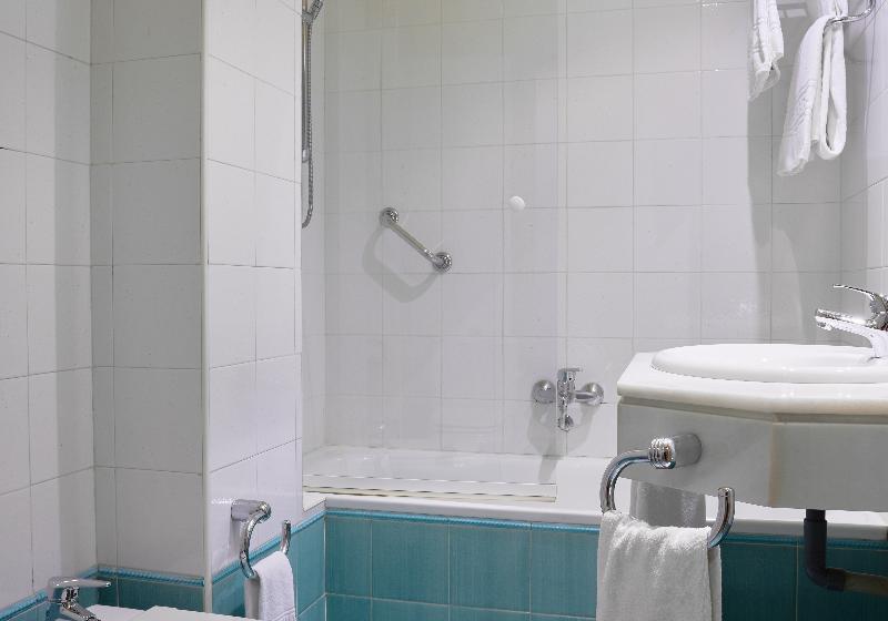 Standart Oda, Macia Condor