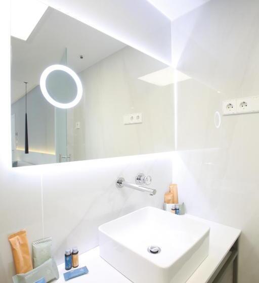 バルコニー付きスタンダードルーム, María Cristina