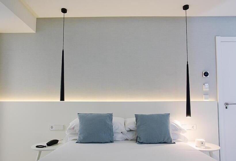 バルコニー付きスタンダードルーム, María Cristina