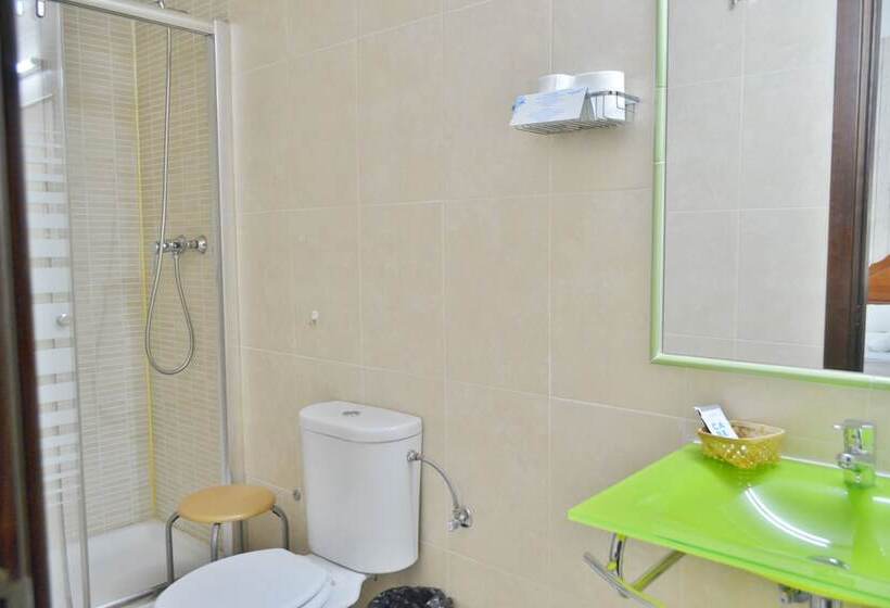 اتاق استاندارد, Marisa