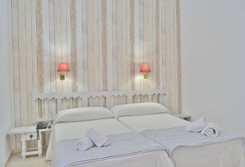 اتاق استاندارد, Marisa