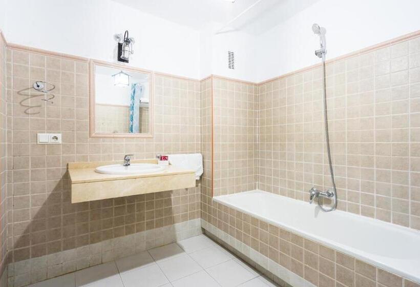 스탠다드 트리플 룸, Marques De Torresoto By Vivere Stays