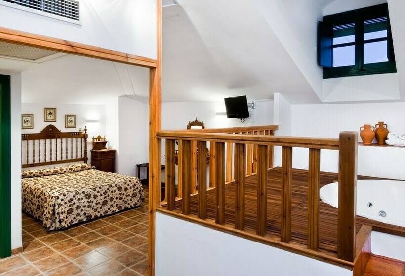 جناح مزود بجاكوزى, Palacio Buenavista