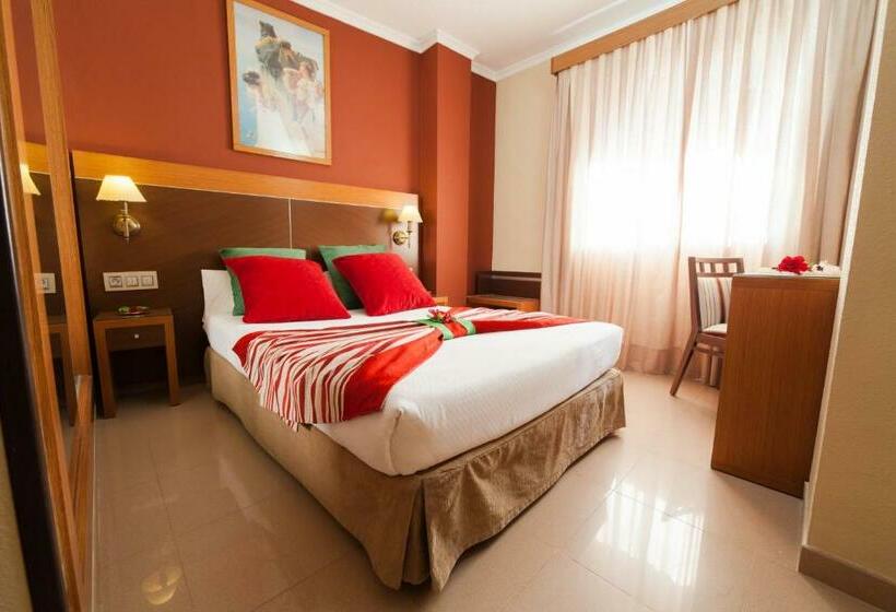 Quarto Estandar Individual, Regio 2