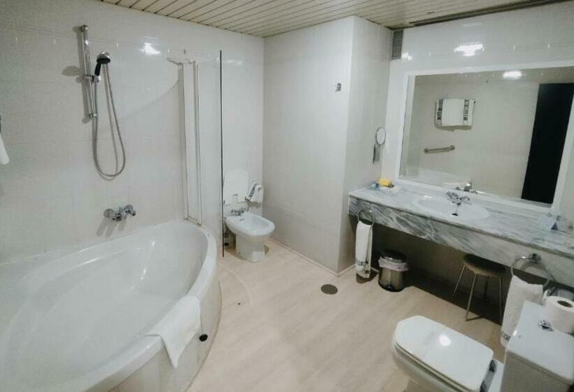 اتاق سوپریور, Santa Cecilia