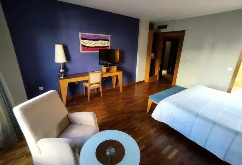 Suite Junior, Santa Cecilia