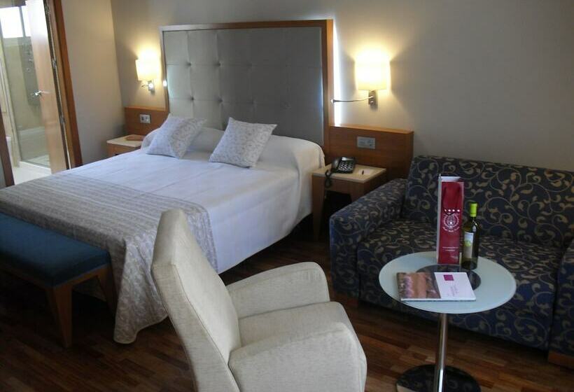 سوییت جونیور, Santa Cecilia