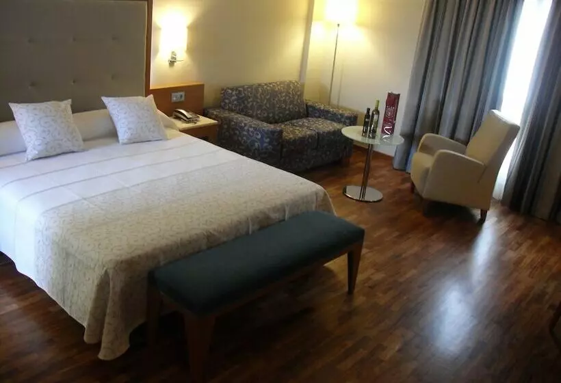 Suite Junior, Santa Cecilia
