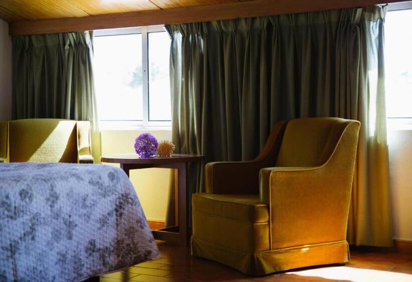 חדר פנטהאוז, Sierra De Aracena