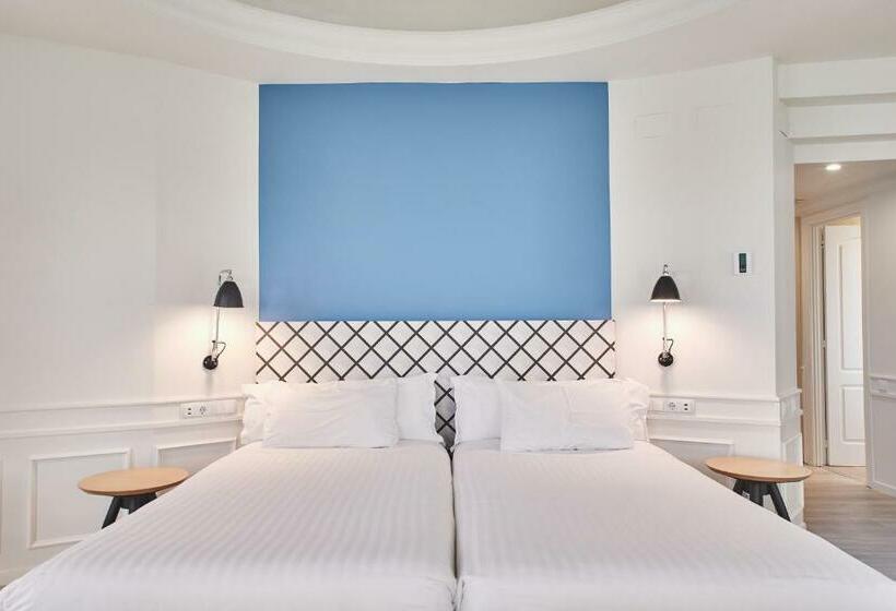 Chambre Familiale Deluxe, Silken Rio Santander
