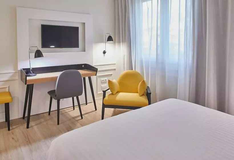 Camera Familiare Comunicante, Dorma Sardinero