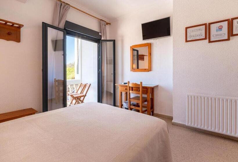 غرفة قياسية فردية, Solymar