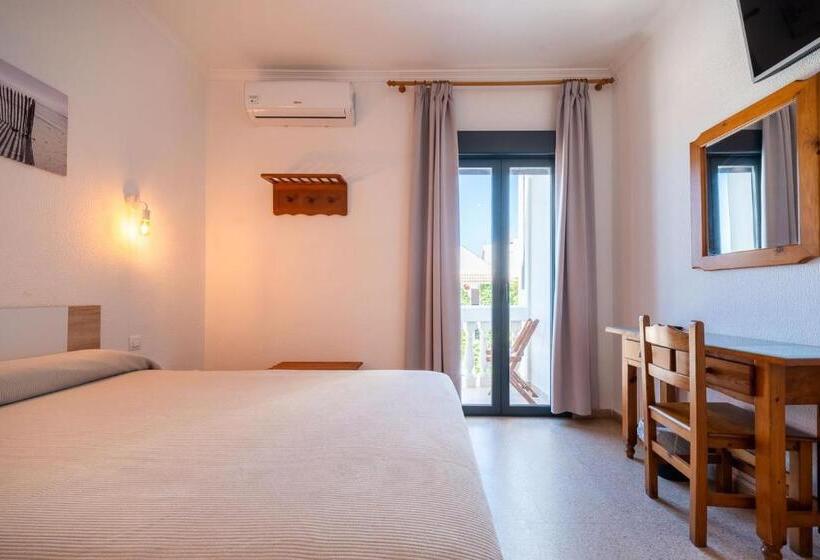 غرفة قياسية فردية, Solymar