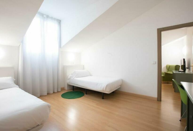 ファミリールーム, Urdanibia Park