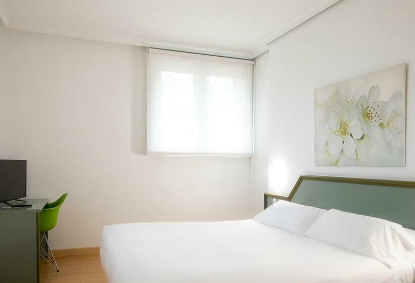 ジュニアスイート, Urdanibia Park