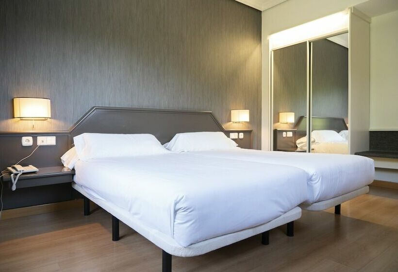 Номер Стандарт, Urdanibia Park