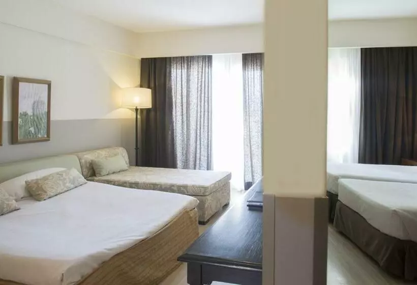 سوییت جونیور, Vincci Resort Costa Golf
