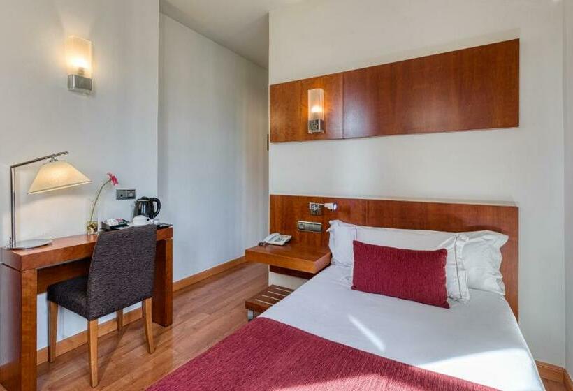 스탠다드 싱글 룸, Senator Huelva