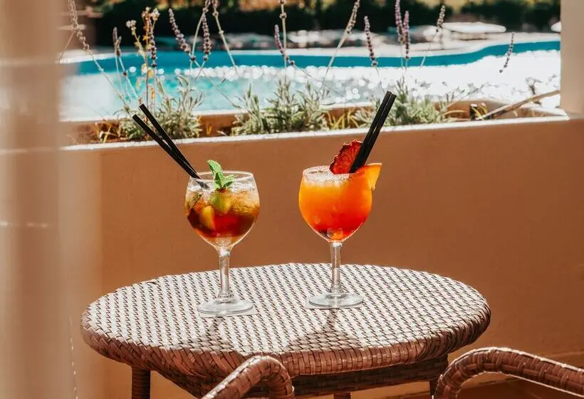 プールビュージュニアスイート, Vincci Resort Costa Golf