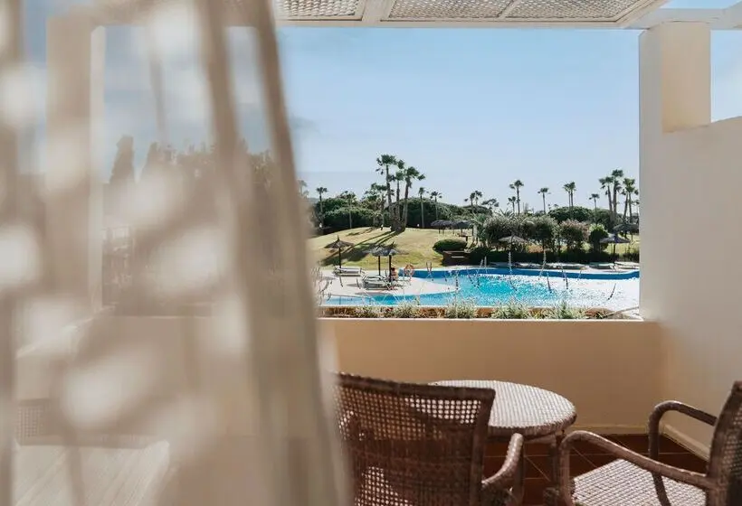 プールビュージュニアスイート, Vincci Resort Costa Golf