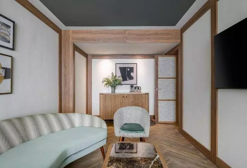 سوئیت با تخت بزرگ, The Westin Madrid Cuzco