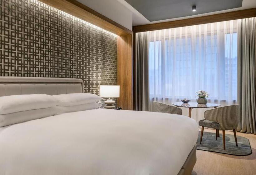 سوییت, The Westin Madrid Cuzco