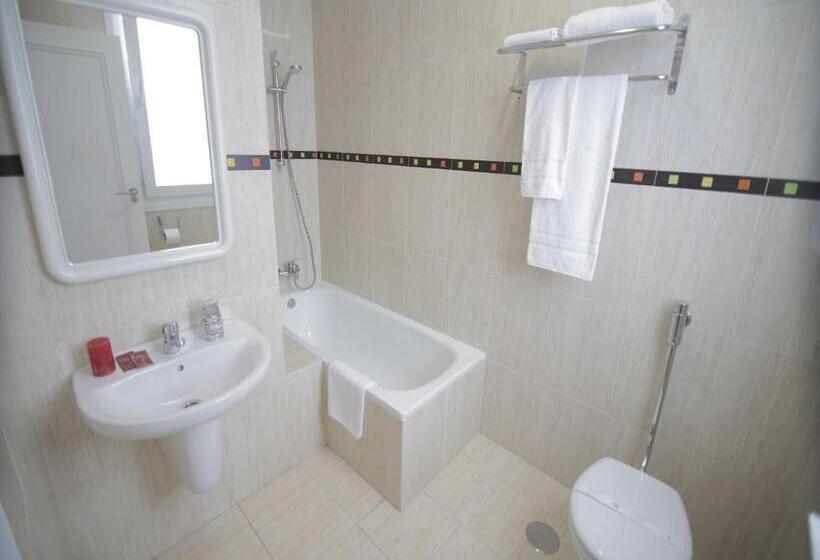 غرفة إقتصادية, Alda Estacion Vigo