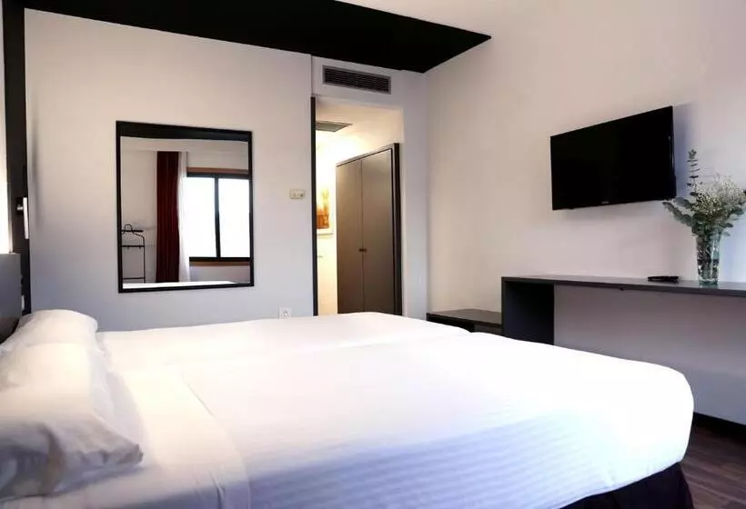 Chambre Deluxe, Alfonso Ix