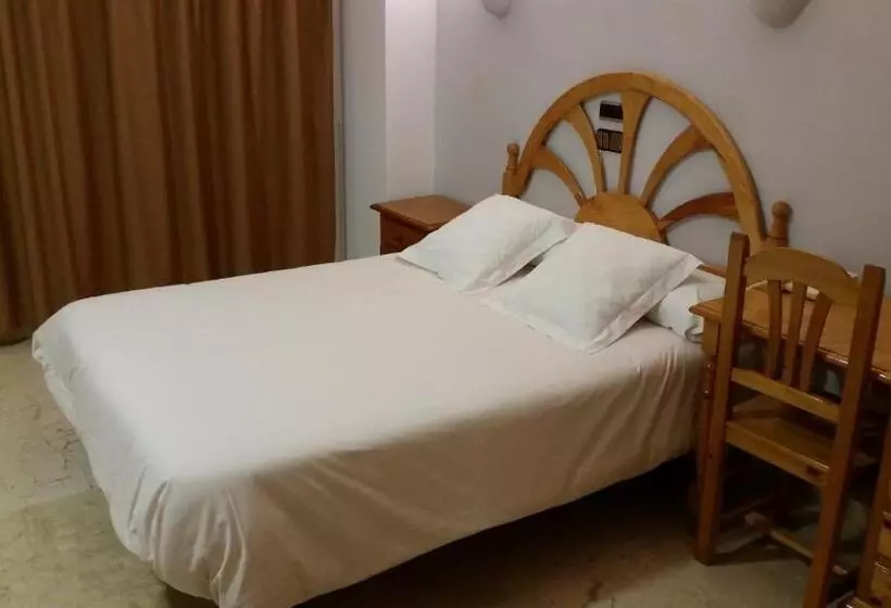 Quarto Estandar, Balcón De Cazorla
