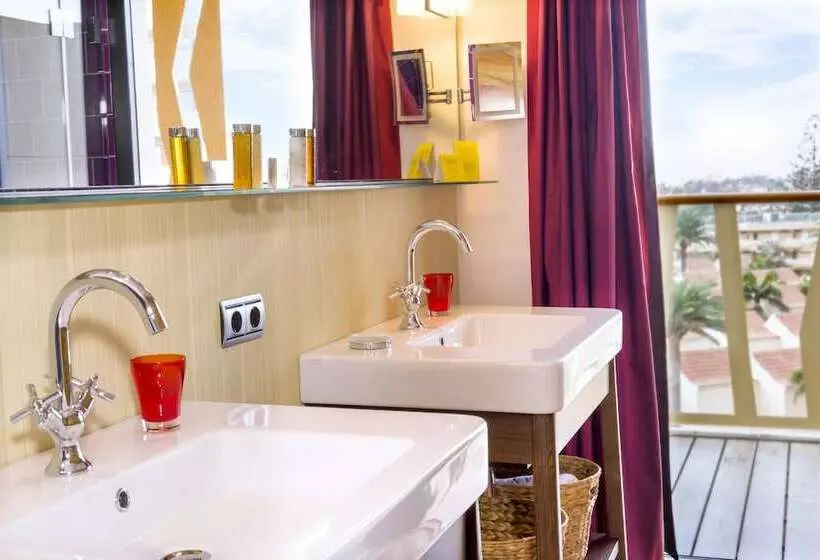 سوییت جونیور, Bohemia Suites & Spa - Adults Only