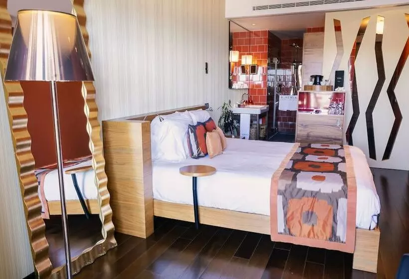 اتاق لوکس با چشم‌انداز باغ, Bohemia Suites & Spa - Adults Only