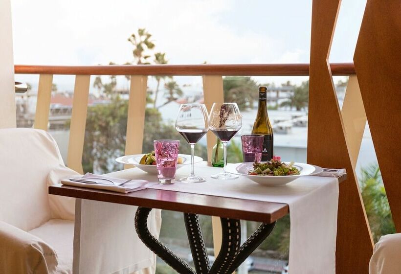 豪华园景房, Bohemia Suites & Spa - Adults Only