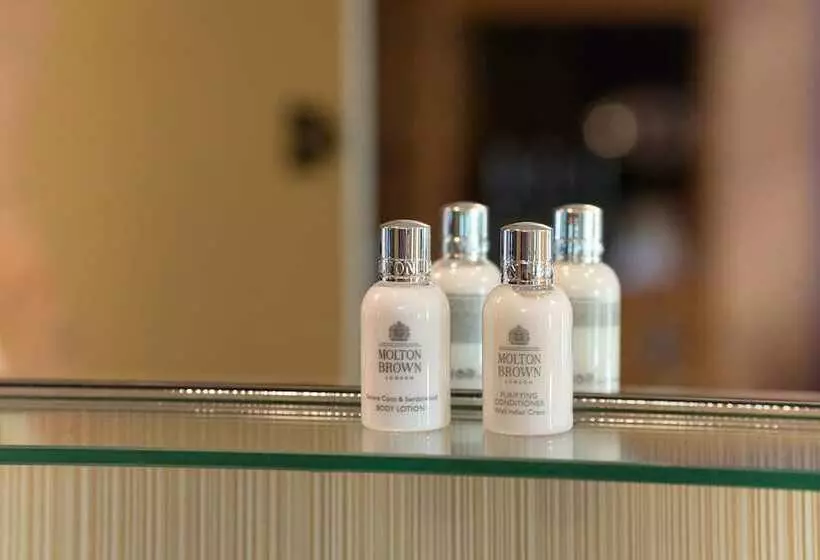 اتاق لوکس با چشم‌انداز باغ, Bohemia Suites & Spa - Adults Only