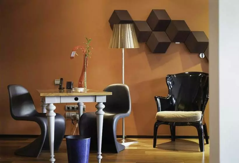 سوئیت جونیور با چشم‌انداز باغ, Bohemia Suites & Spa - Adults Only