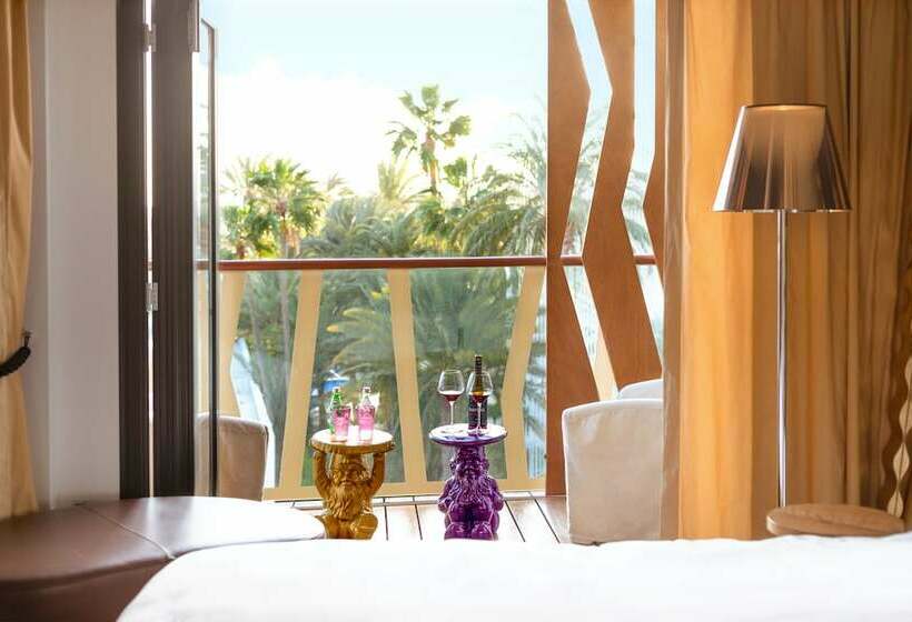 庭の見えるジュニアスイート, Bohemia Suites & Spa - Adults Only
