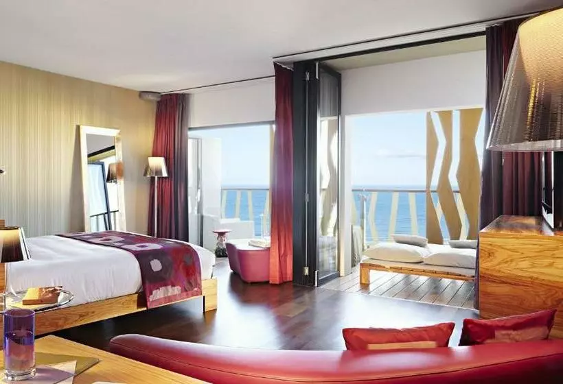 سوییت جونیور با چشم‌انداز دریا, Bohemia Suites & Spa - Adults Only