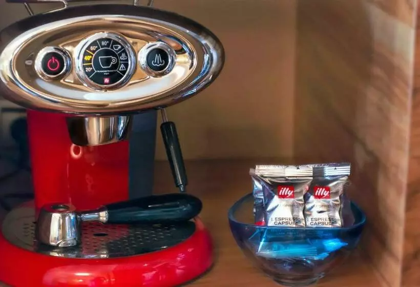 سوییت جونیور با چشم‌انداز دریا, Bohemia Suites & Spa - Adults Only