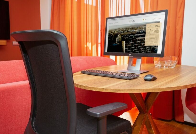 标准工作室, Bohemia Suites & Spa - Adults Only