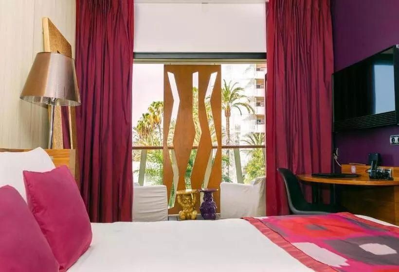 اتاق لوکس با چشم‌انداز باغ, Bohemia Suites & Spa - Adults Only